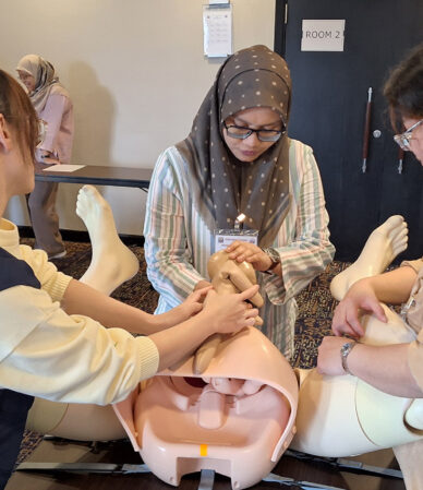 Midwife-training-1