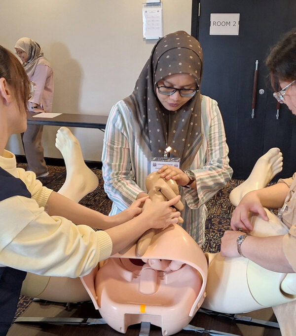 Midwife-training-1